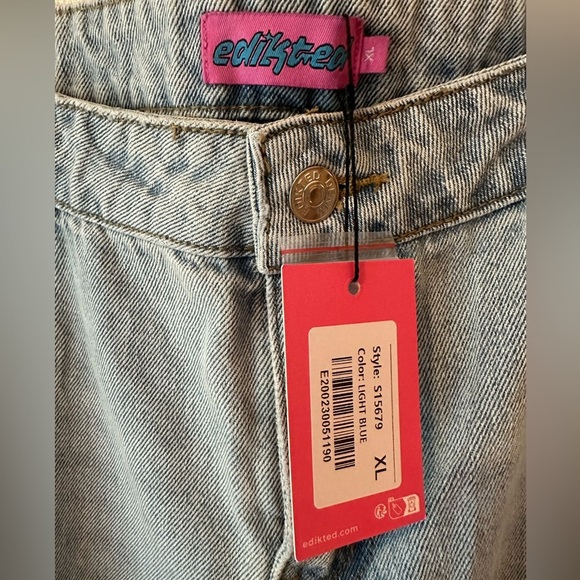 EDIKTED Light Wash Low Rise Ribbon Jeans Baggy Leg Loose Fit NWT size XL - Picture 3 of 7